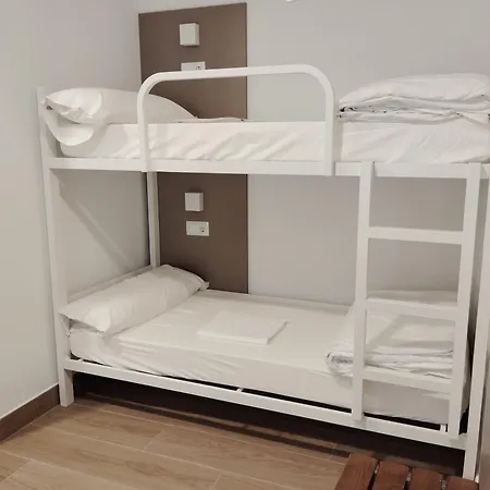 Nuestra Senora Del Camino קומבארו